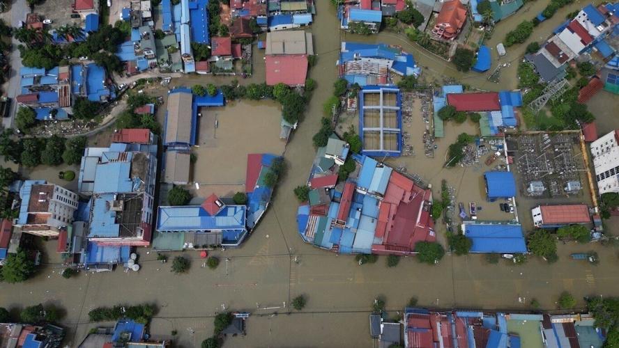 Torrential rains cause deadly flooding in northern Vietnam