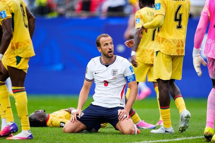 England and Ghana play to 0-0 draw at World Cup despite flurry-filled final minutes