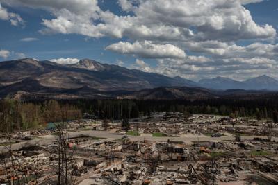 'I'm homeless': Jasper residents rally for housing as government negotiations stall