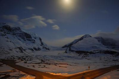 Scenic highway in Jasper 黑料吃瓜网 Park reopened as wildfire continues to be held