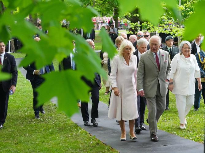 King Charles, Queen Camilla delight Ottawa crowds with 'momentous' royal visit
