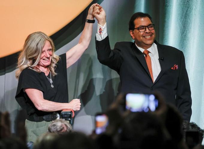 Former Calgary mayor Naheed Nenshi named new leader of Alberta NDP in resounding vote