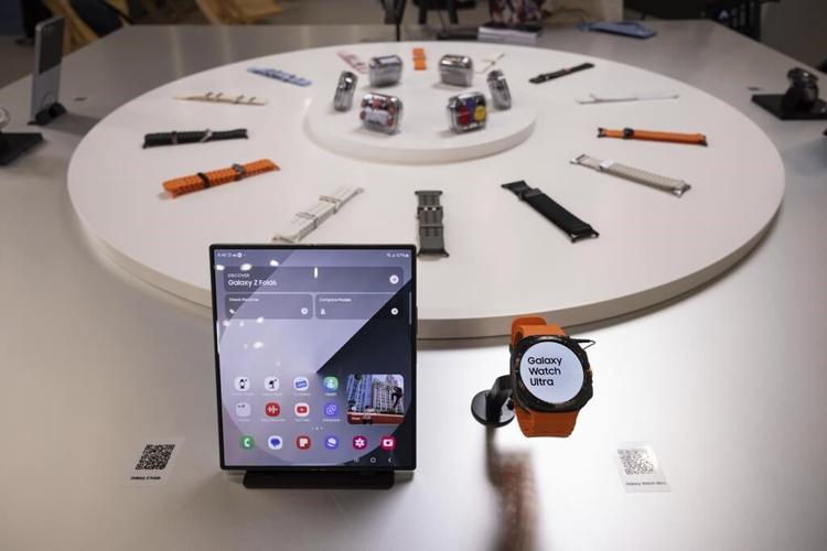 Samsung brings tech's latest fashion to wearable technology with AI twists in new watch and ring