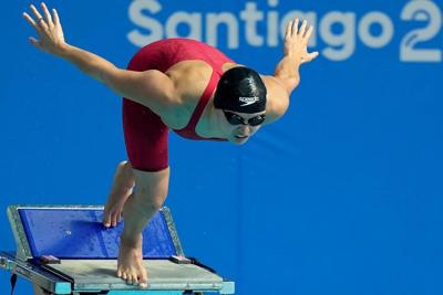 Canadian star swimmer Maggie Mac Neil wins fourth gold at Pan Am Games