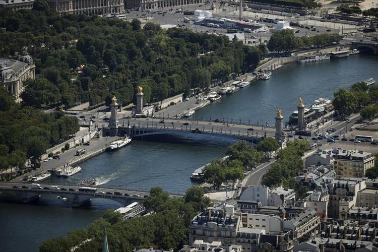 Unsafe levels of E. coli found in Paris' Seine River less than 2 months before Olympics