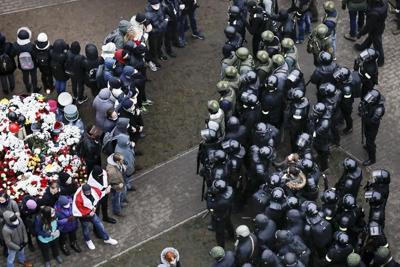 Belarus rights group says 10 ill political prisoners have been freed