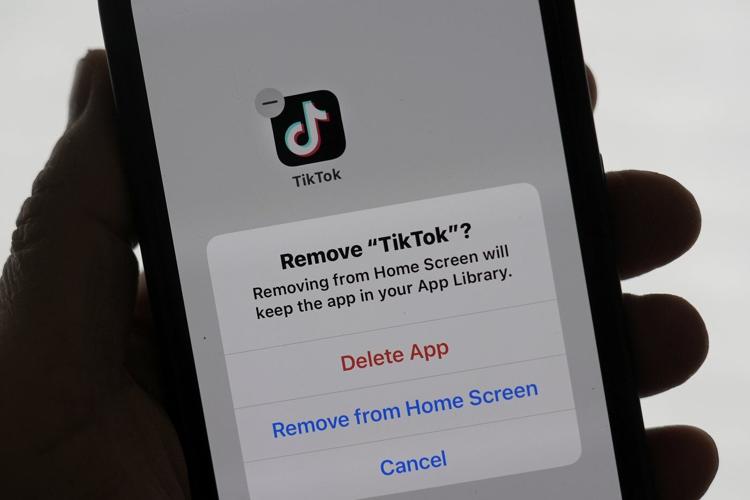 Trump issues an executive order to suspend the US TikTok ban. But can it stick?