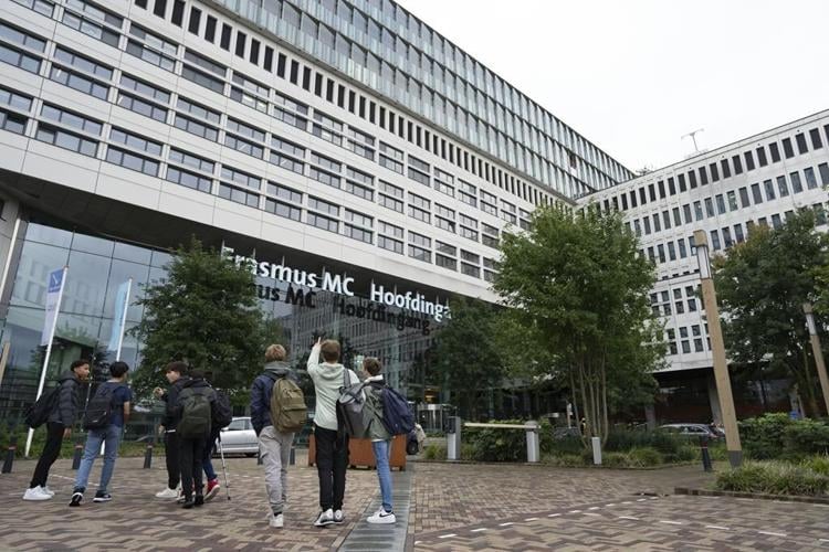 Rotterdam hospital official says questions were raised over alleged gunman's mental state