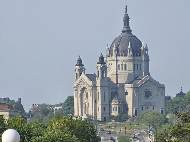 ɫtv wildfire smoke chokes upper Midwest for second straight year