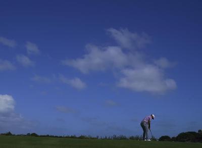 Scheffler makes a late bid to return to No. 1 in the world
