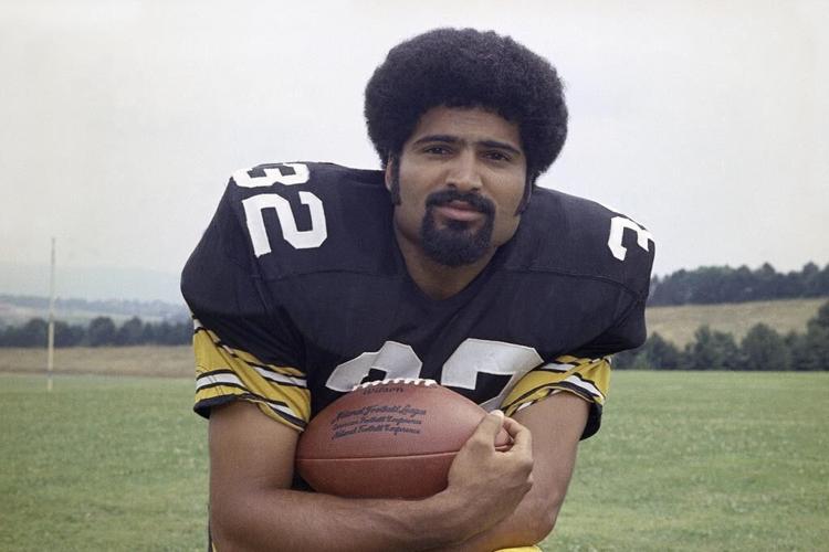 Franco Harris, Steeler who caught Immaculate Reception, dies