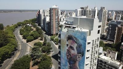 Messi carries the weight of Argentina into World Cup final