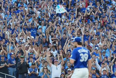Fans celebrate in Toronto as Blue Jays top Yankees to reach first ALCS since 2016