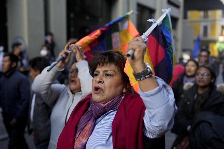 Bolivian general arrested after apparent failed coup attempt as government faces new crisis
