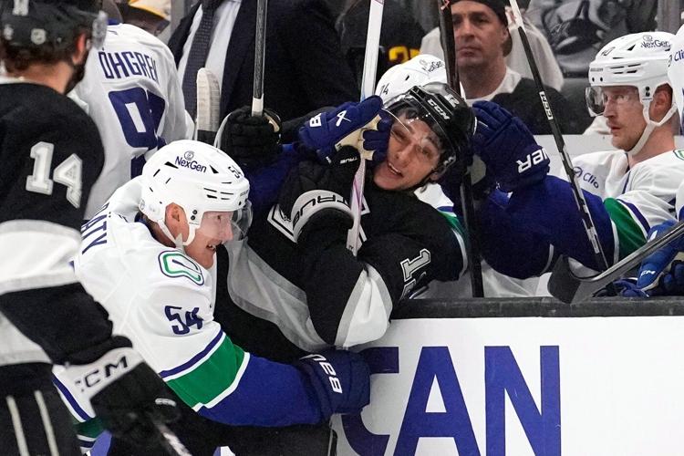 Adrian Kempe scores twice, Kings top Canucks 4-1 to move back into Western Conference wild card spot