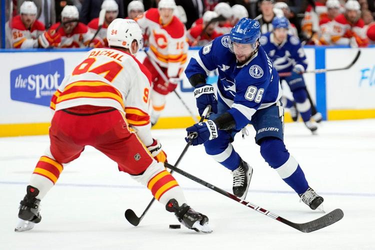 Andrei Vasilevskiy stops 32 shots, Lightning beat Flames 5-1 for 5th straight victory