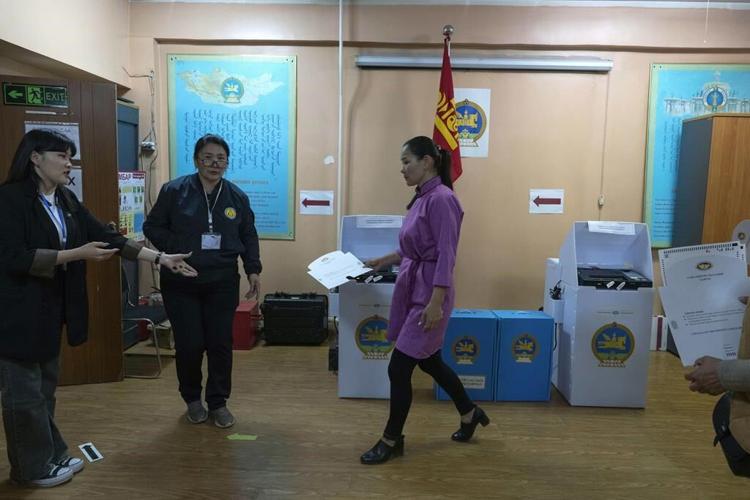 The young democracy of Mongolia begins voting for an expanded 126-seat parliament