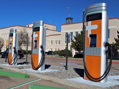 New Mexico electric vehicle mandates to remain in place as auto dealers fight the new rules
