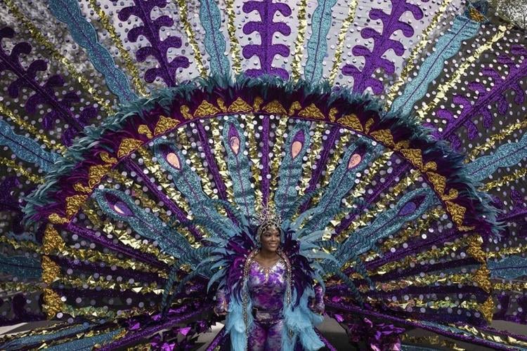 5 people shot at New York's West Indian American Day Parade, police say
