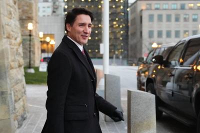 Trudeau to chair Canada-U.S. relations cabinet committee amid calls to resign