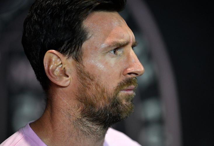 Messi and Argentina's soccer team are special guests for Angola's independence anniversary