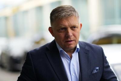 Populist Slovak lawmakers back a new law that abolishes an anti-graft prosecutor
