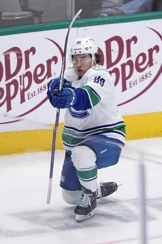 Kuzmenko's overtime goal gives Canucks 5-4 win over Stars