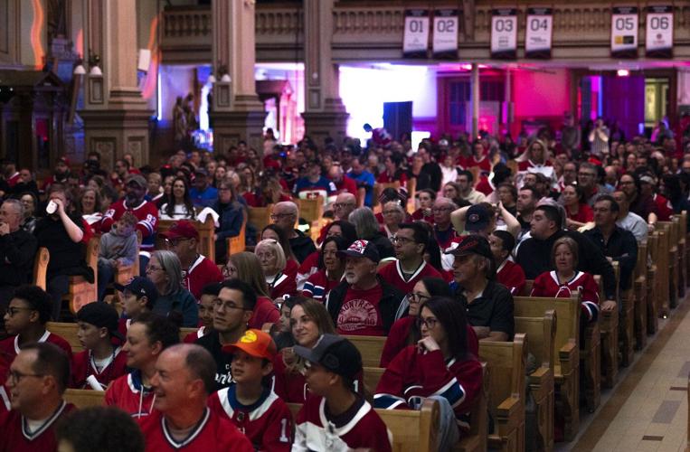 Church in St-Jean-sur-Richelieu, Que. becomes unlikely Habs playoff watch hub