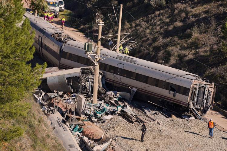 Spain begins 3 days of mourning for deadly train wreck while death toll ticks up to 41