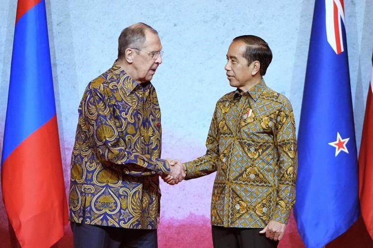 Blinken meets Wang Yi in Indonesia. But the region remains wary of the US-China rivalry