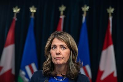 Smith says sovereignty referendum provides 'outlet' to avoid creation of new party