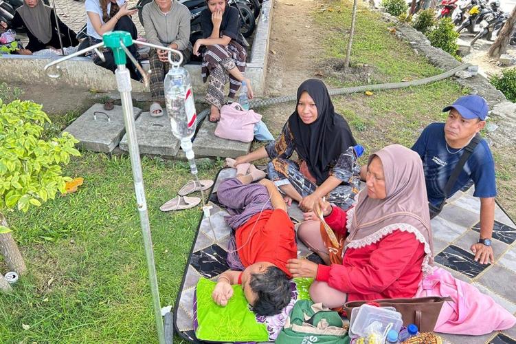 6.7 magnitude earthquake shakes part of Indonesia