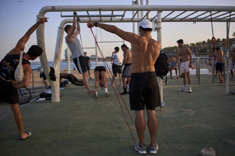 Which strength training method is best for you? Experts break down the options
