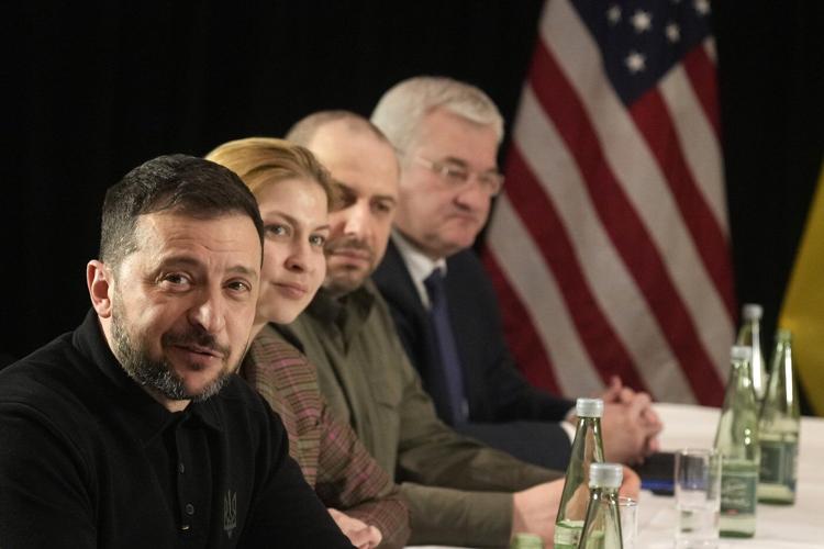 After years of firm support, 10 days upended the US approach to Ukraine