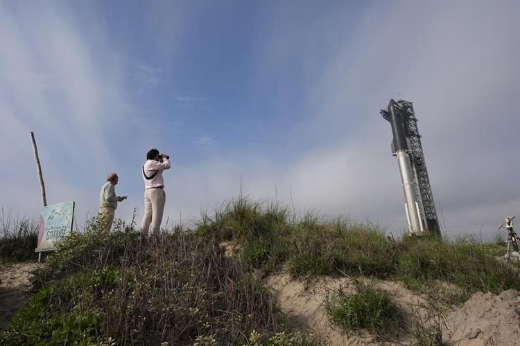 SpaceX's mega rocket blasts off on a third test flight from Texas