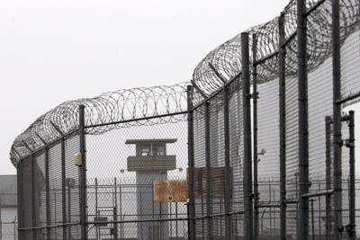 New York to release some prison inmates early over shortage of guard staff