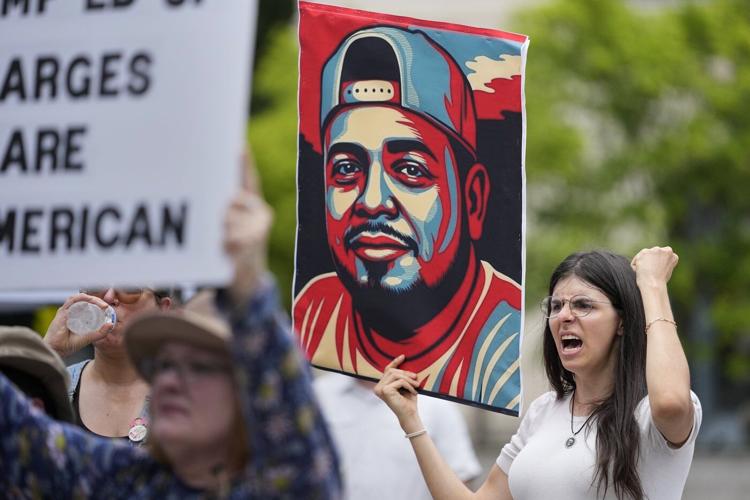 Kilmar Abrego Garcia’s lawyers ask judge to delay release from jail over deportation fears