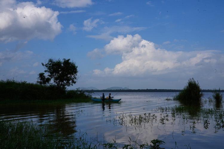 Sri Lankan freshwater fishers keen to turn invasive species threat into an opportunity