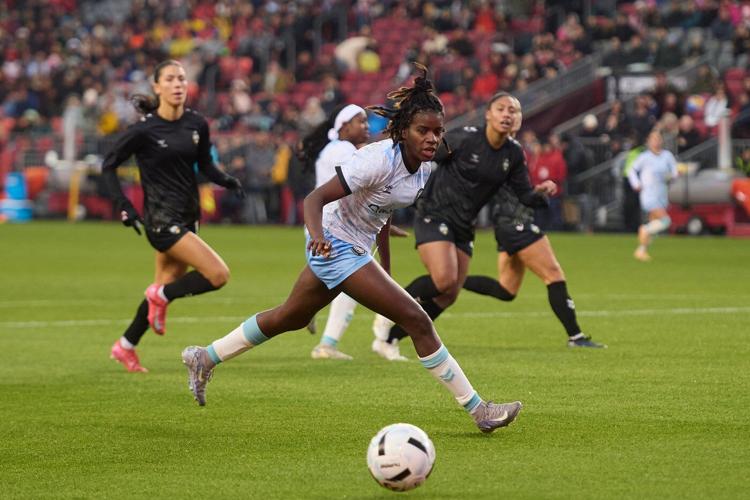 Nigerian star forward Esther Okoronkwo extends contract with NSL's AFC Toronto
