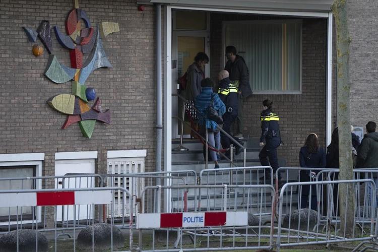 Trial starts in Amsterdam for 9 suspects in the 2021 slaying of a Dutch investigative journalist
