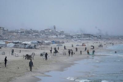 Academics call on minister to get Palestinian students out of Gaza