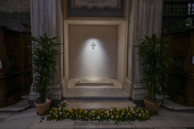 PHOTO COLLECTION: Vatican Pope Tomb inside St. Mary Major Basilica