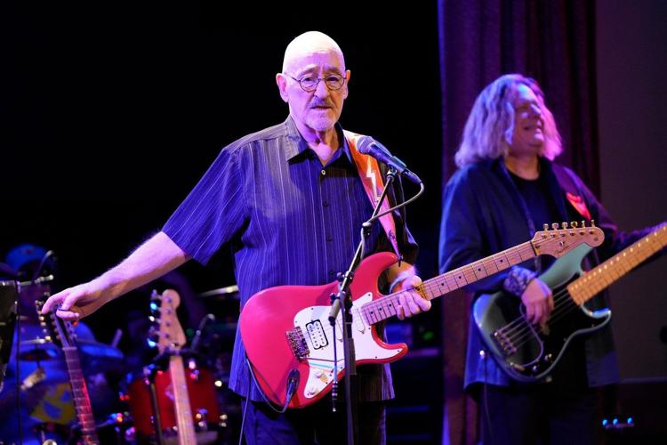 Dave Mason, co-founder of Traffic known for 'We Just Disagree' and 'Feelin’ Alright,' dies at 79
