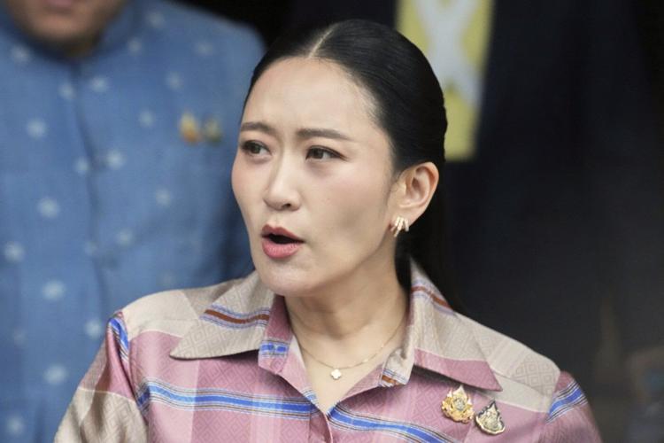 Protesters gather in Bangkok to demand Thai prime minister's resignation over leaked Cambodia call