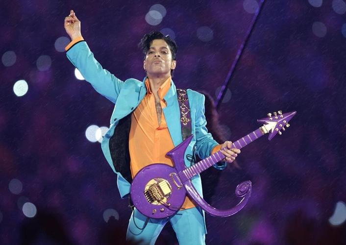 Minnesota governor to sign bill dedicating highway to Prince
