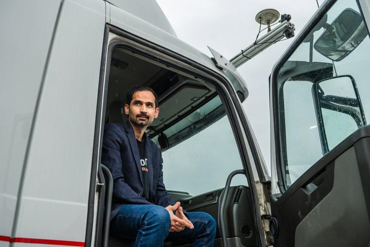 Canada in robot trucking vanguard, with one driverless semi already here