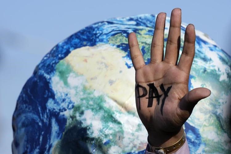 Crunch time for UN climate meet as talks head into overtime