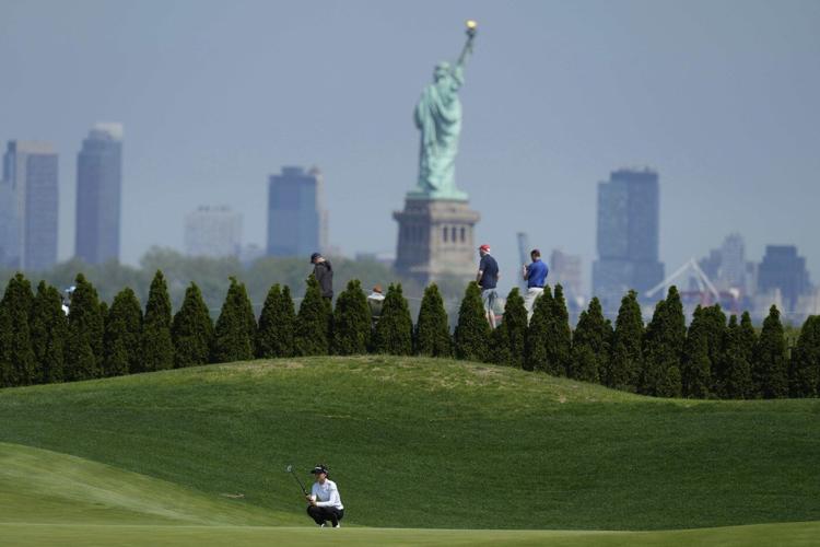 Jeeno Thitikul happy to see putts go in and lead at Liberty National with a 64