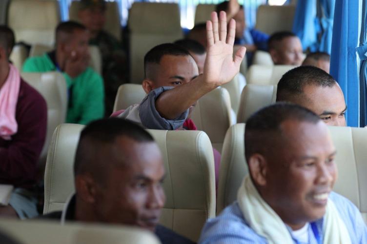 Thailand releases 18 Cambodian prisoners of war as part of ceasefire agreement