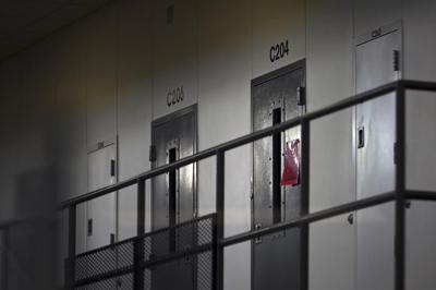 Minnesota man's 2001 murder conviction should be overturned, officials say